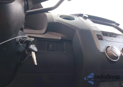 2015 Toyota Tundra Sr 4.6L V8 из США, поврежденный, VIN 5TFRM5F14FX082632